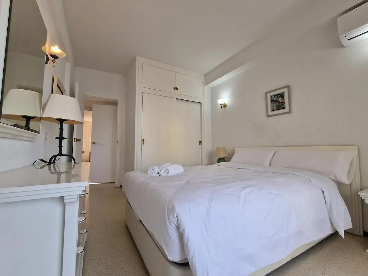 Aa Guest - Sandbeach Front Sea Views Eco Apartment フエンヒロラ